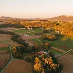 Monschein Weingut Bed & Breakfast Straden