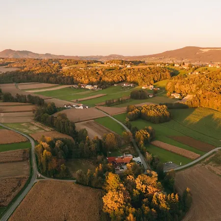 Monschein Weingut Bed & Breakfast Straden