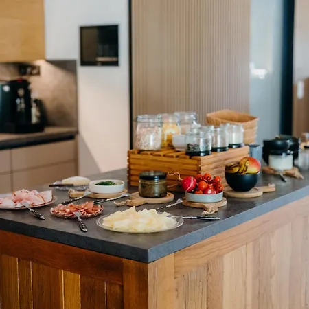 Monschein Weingut 4*