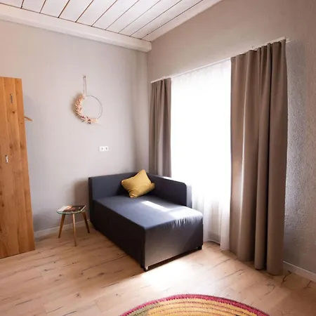 Bed & Breakfast Monschein Weingut 4*