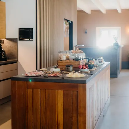 Bed & Breakfast Monschein Weingut 4*