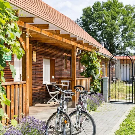 Monschein Weingut 4*