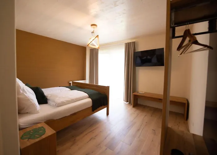 Monschein Bioweinhof 4*