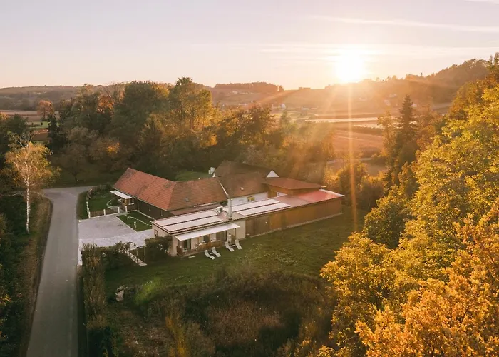 Monschein Weingut B&B Straden