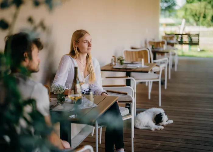 Monschein Weingut Straden